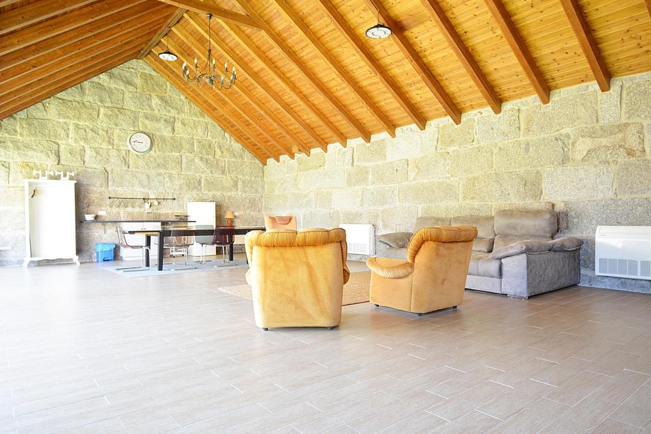 Galihost - Casa Con Precioso Jardin En Vilanova De Arousa Kültér fotó