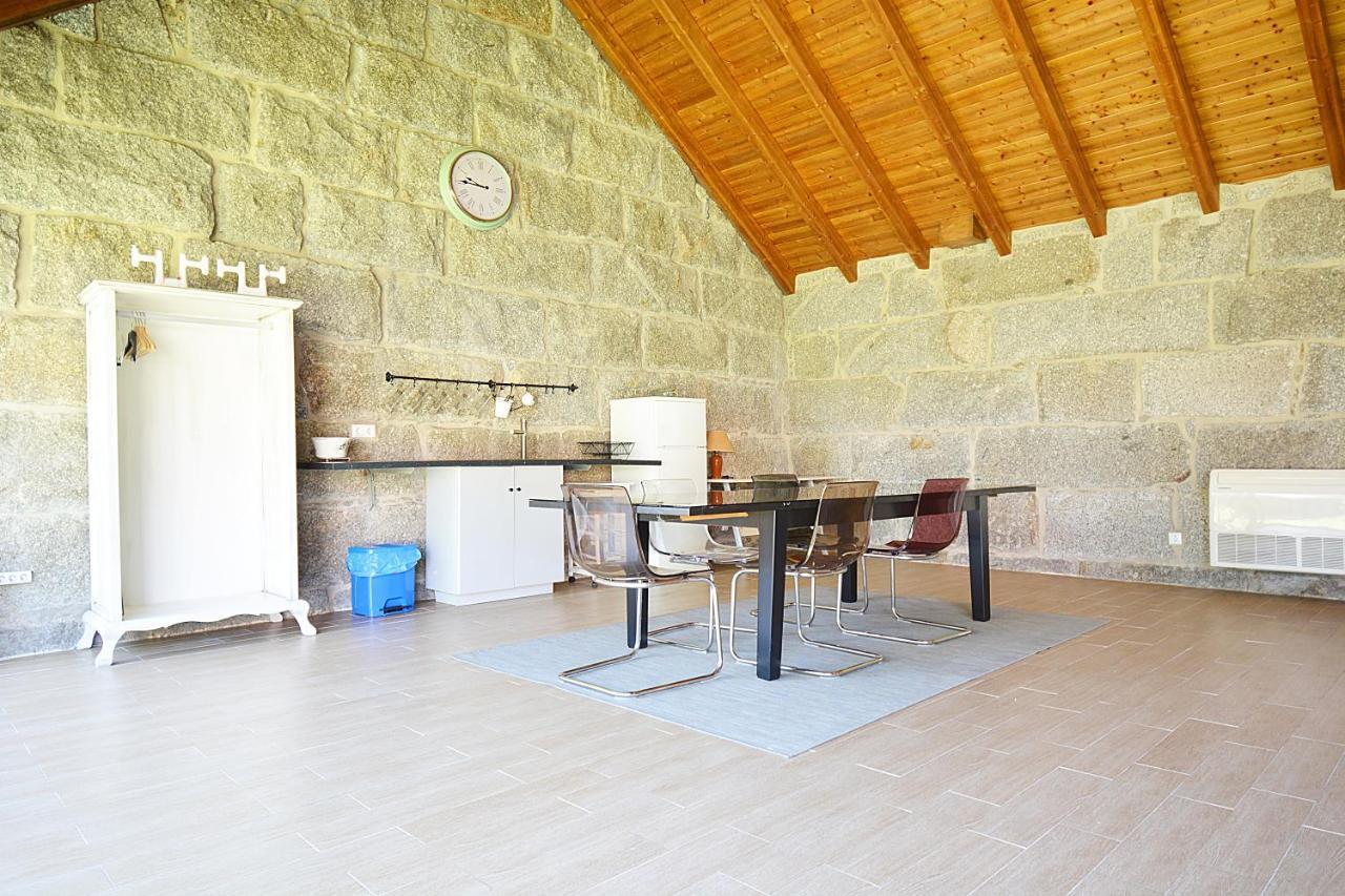 Galihost - Casa Con Precioso Jardin En Vilanova De Arousa Kültér fotó