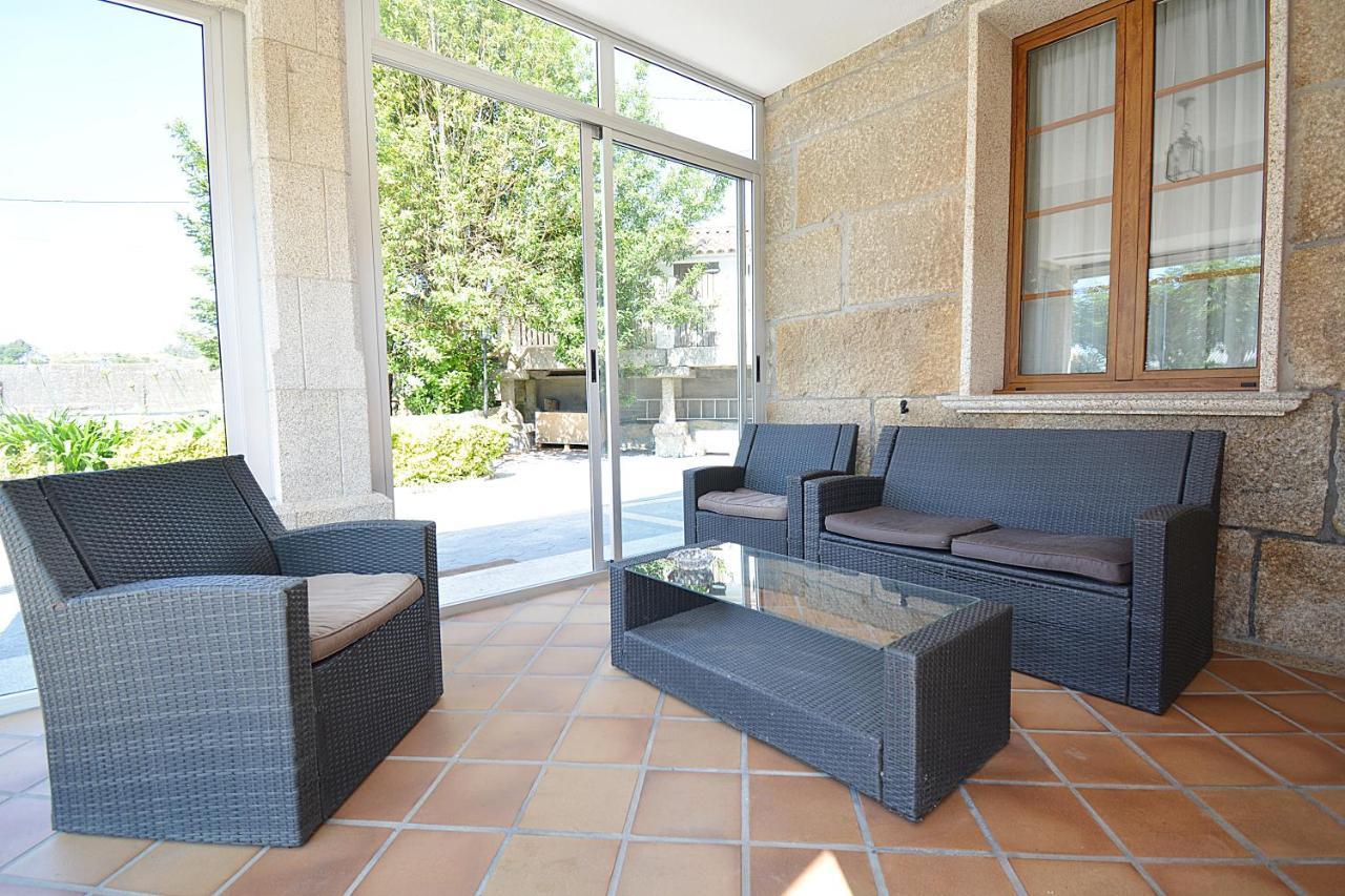 Galihost - Casa Con Precioso Jardin En Vilanova De Arousa Kültér fotó