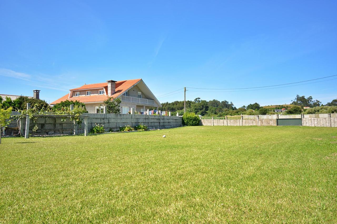 Galihost - Casa Con Precioso Jardin En Vilanova De Arousa Kültér fotó